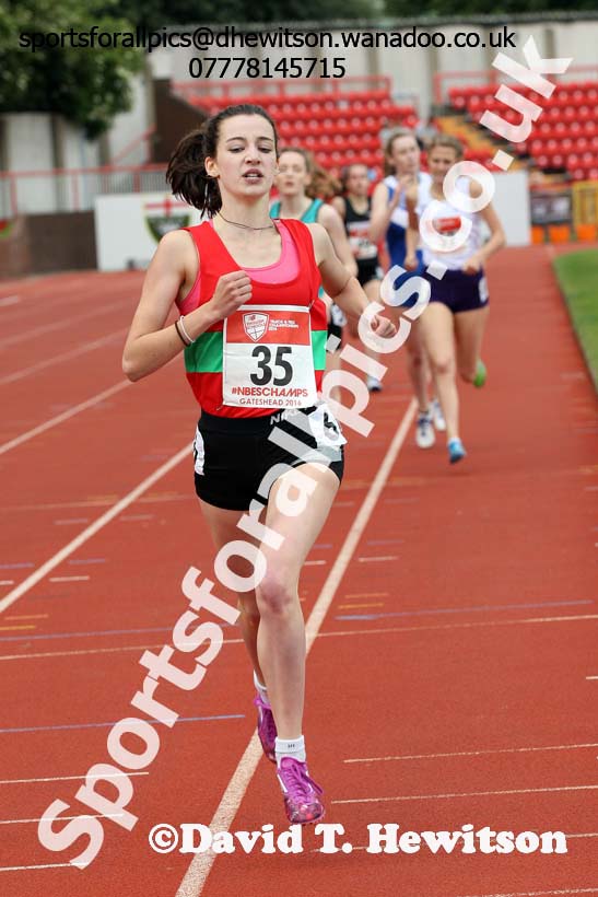 Senior girls 800 metres, English Schools Track and Field. Photo: David T. Hewitson/Sports for All Pics